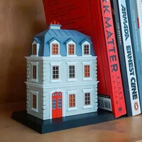 Parisian Building-Inspired Bookends Image 2