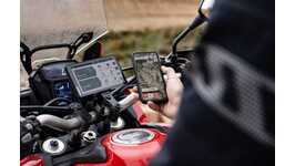 Motorcyclist Handlebar GPS Devices
