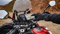Motorcyclist Handlebar GPS Devices Image 3