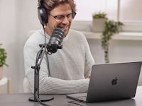 Broadcast-Quality Podcaster Microphones Image 1