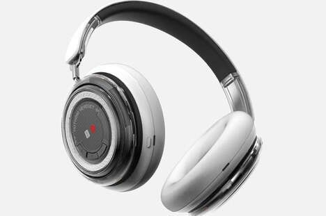 Detachable Amplifier Headphone Concepts