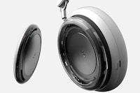 Detachable Amplifier Headphone Concepts Image 6