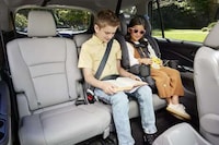 5-in-1 Car Seats Image 2