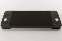 Motion-Sensing Mobile Gaming Consoles Image 3