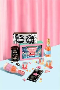 Hollywood-Themed Candy Collections Image 1