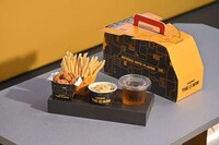 Transforming Robot Restaurants Image 3