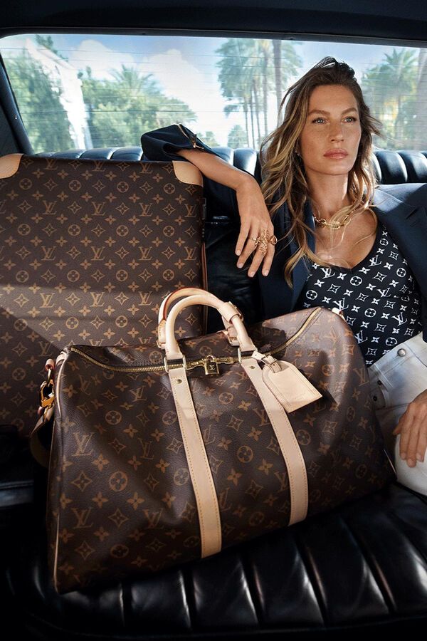 Gisele Louis Vuitton ad (perforated bag)