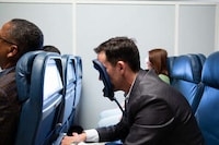 Face-First Flight Rest Aids Image 4