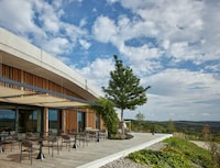 Greenery-Topped Winery Designs Image 6