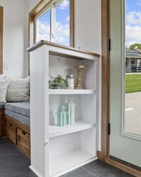 Socializing-Centric Tiny Dwellings Image 4