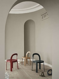 Lightweight Slender Plywood Chairs Image 2