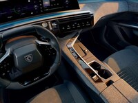 Panoramic Automotive Cockpits Image 3