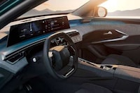Panoramic Automotive Cockpits Image 4