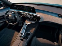 Panoramic Automotive Cockpits Image 5