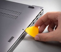 Maker-Friendly Tech Repair Kits Image 7