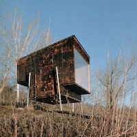 View-Overlooking Portable Wooden Saunas Image 3