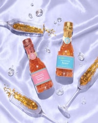 Hollywood Candy Capsules Image 3