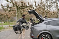 Compact Cargo E-Bikes Image 6