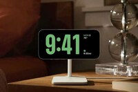 Smartphone Standby Display Features Image 3
