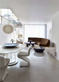 Gallery-Like Minimal Home Designs Image 2