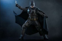 Hyper-Detailed Superhero Toys Image 3