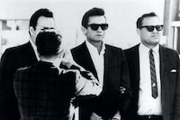 Chunky Musician-Inspired Sunglasses Image 4