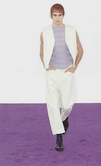 Effortless Spring-Ready Fashion Image 1