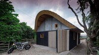 Barn-Like Private Art Galleries Image 3