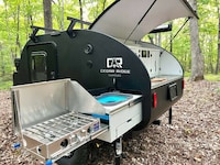 Capaciously Compact Teardrop Trailers Image 2