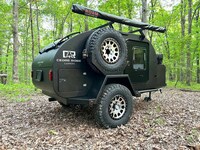 Capaciously Compact Teardrop Trailers Image 4
