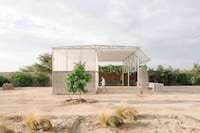 Climate-Managing Greenhouse Concepts Image 2