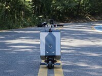 Multifunctional Commuter eScooters Image 3