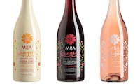 Sparkling Ros&eacute; Sangrias Image 1