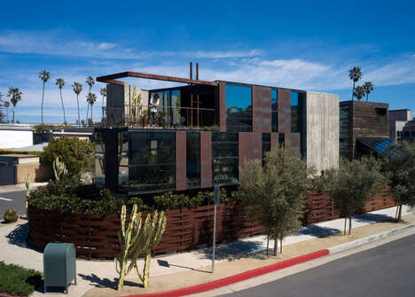 Industrial Spacious Beach Houses