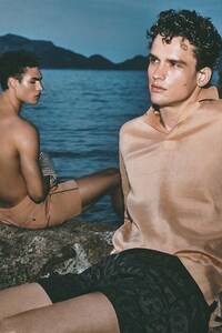 Sophisticated Summer Capsules
