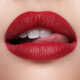 Adaptable Blurring Lipsticks Image 3