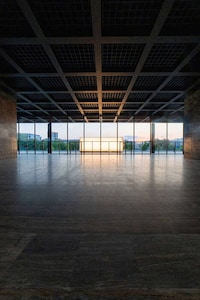 Minimalist Gallery Runways Image 4