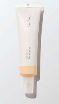 Lightweight Oat Milk Foundations Image 2