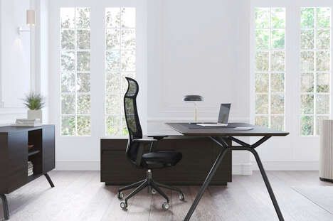 Adaptable Mobile Professional Desks : Airy Office Desk