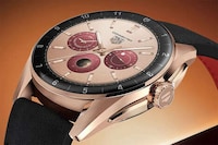 Luxury Smartwatch Models Image 4
