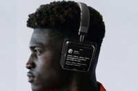 Retrofuturism Streaming Headphones Image 3