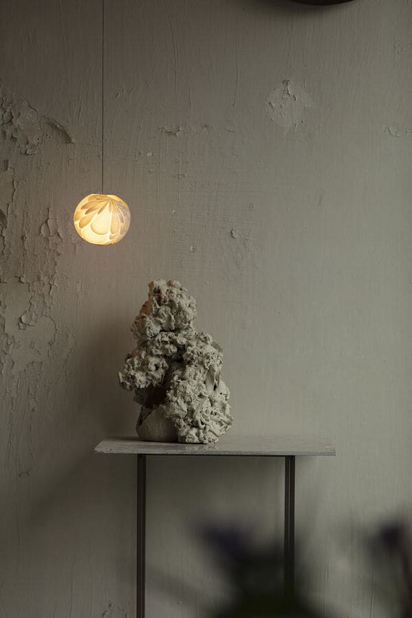 Exquisite Textured Pendant Lamps
