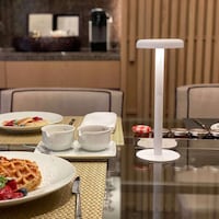 Ultra-Flexible Lamp Designs Image 1