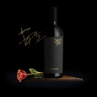 Rapper-Endorsed Premium Wines Image 1