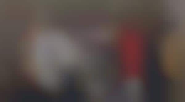 Pleats-accented Fashion Collection