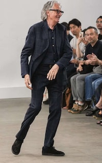 Luxe Spring-Centric Tailored Apparel Image 2