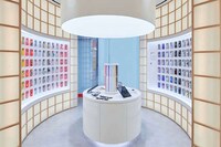 Futuristic Phone Accessories Stores Image 3