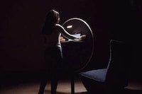 Versatile Hybrid Lounge Chairs Image 3