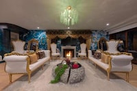 Mermaid-Inspired Beach Houses Image 5