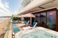 Mermaid-Inspired Beach Houses Image 7